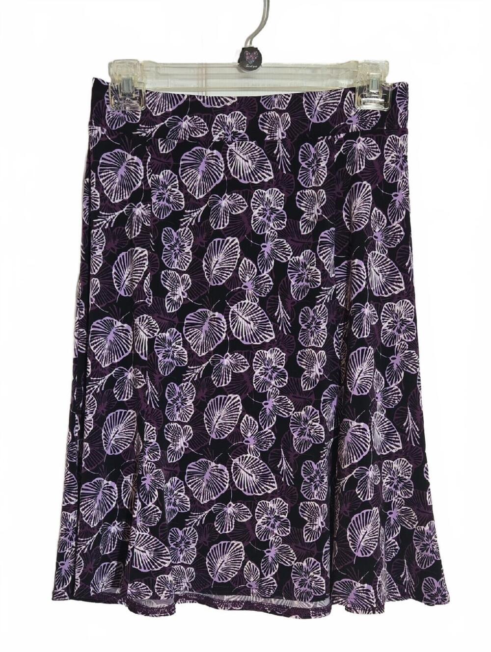 Sag Harbor Black Skirt with Lavender Floral Print Size Petite Small